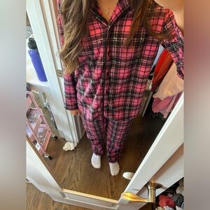 Pillow Talk Black and Punk Pj set